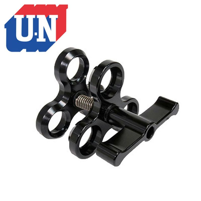 UN/ユーエヌ トリプルクランプ【UNZ-2638】